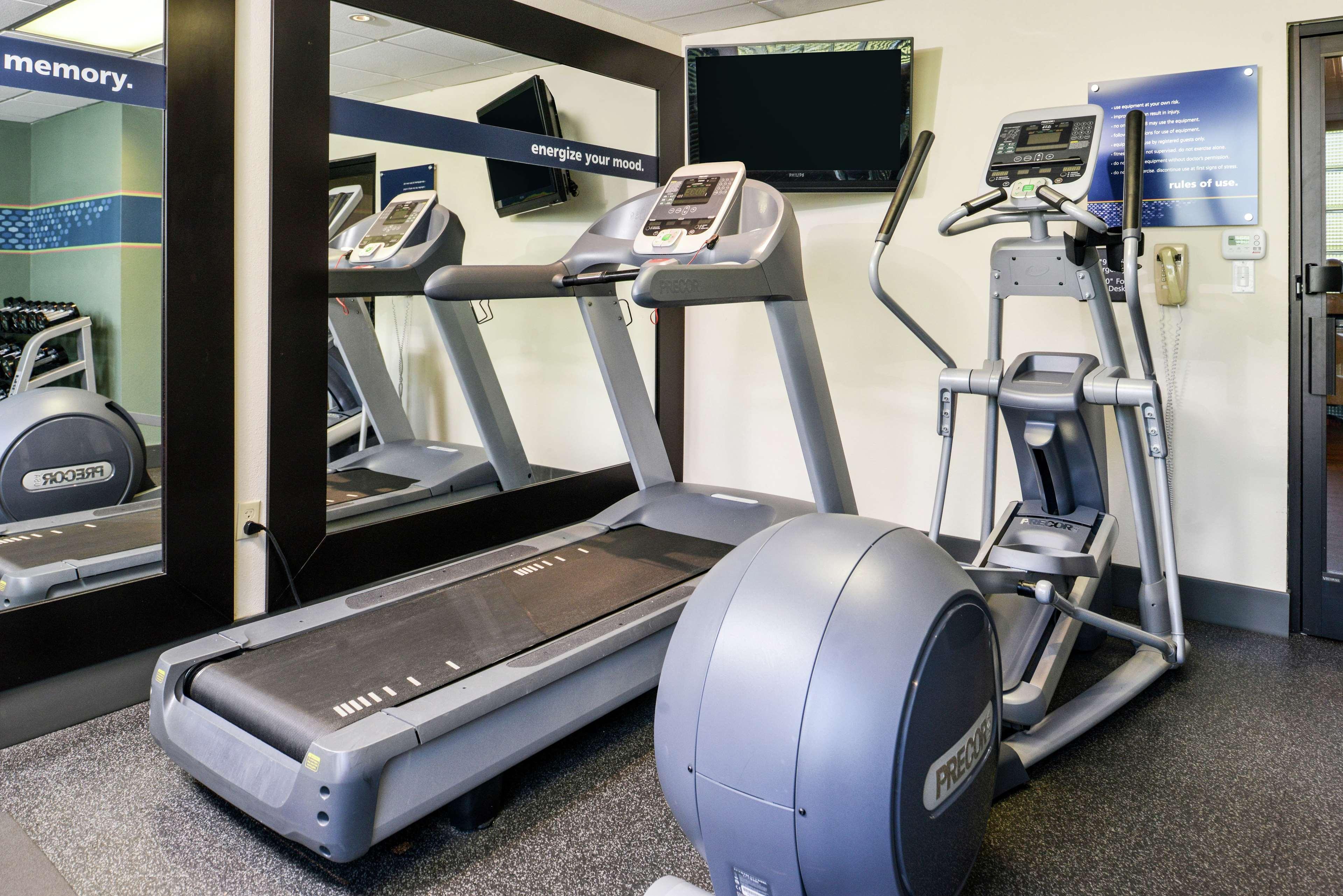 Hampton Inn Staunton Ngoại thất bức ảnh