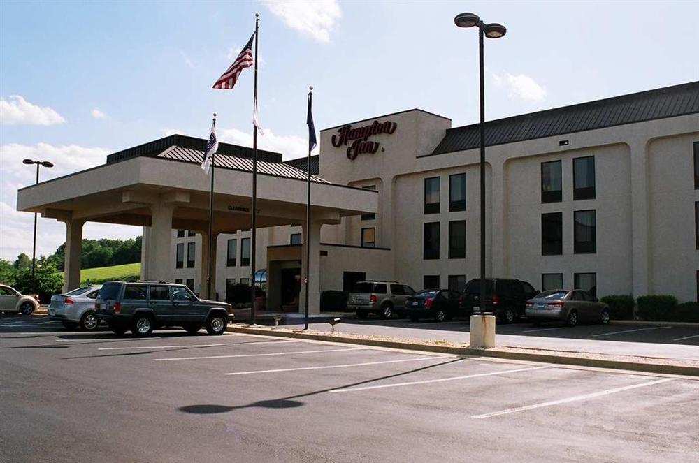 Hampton Inn Staunton Ngoại thất bức ảnh