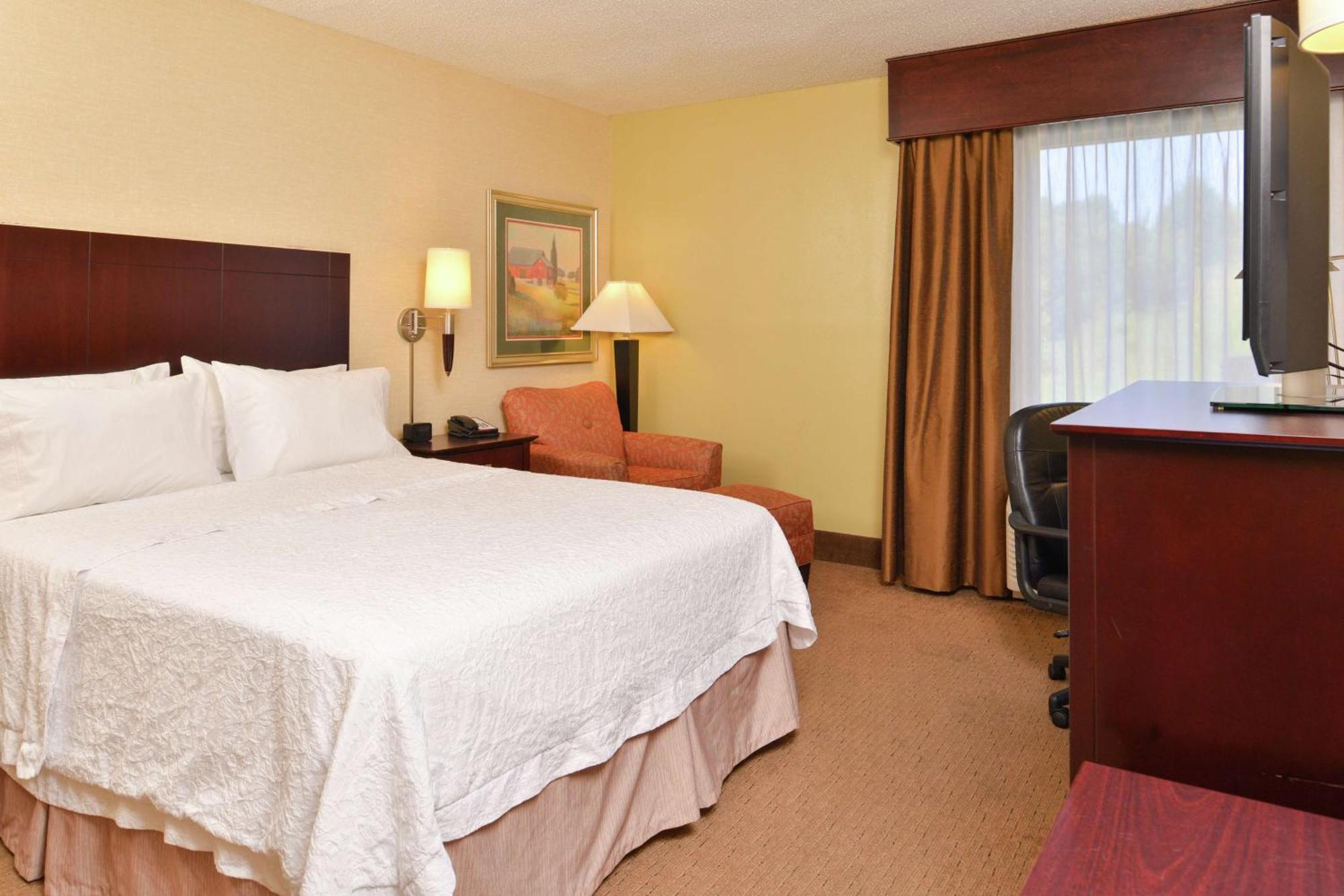 Hampton Inn Staunton Ngoại thất bức ảnh