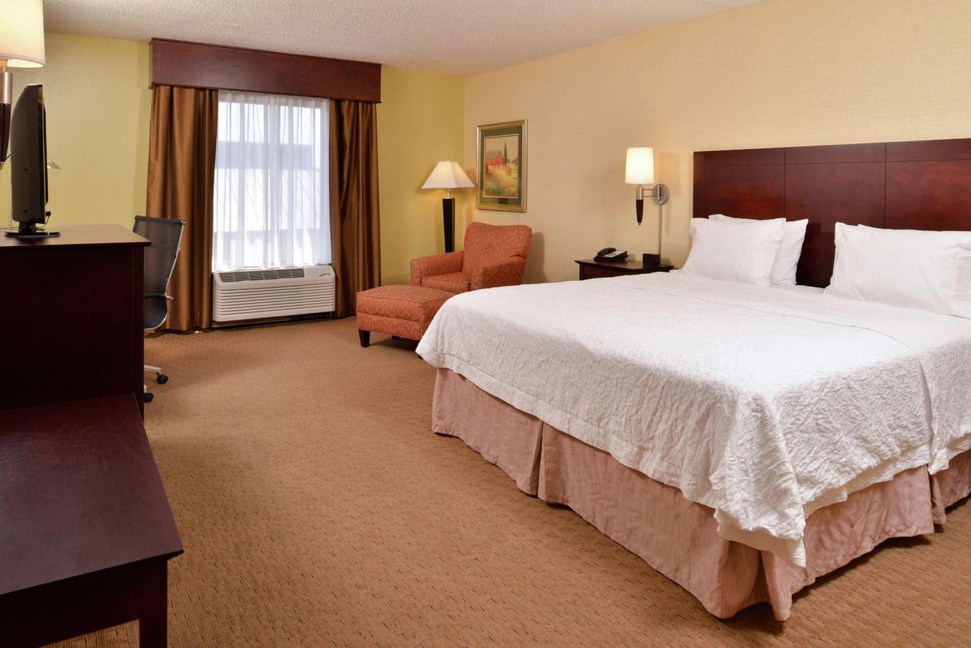 Hampton Inn Staunton Ngoại thất bức ảnh