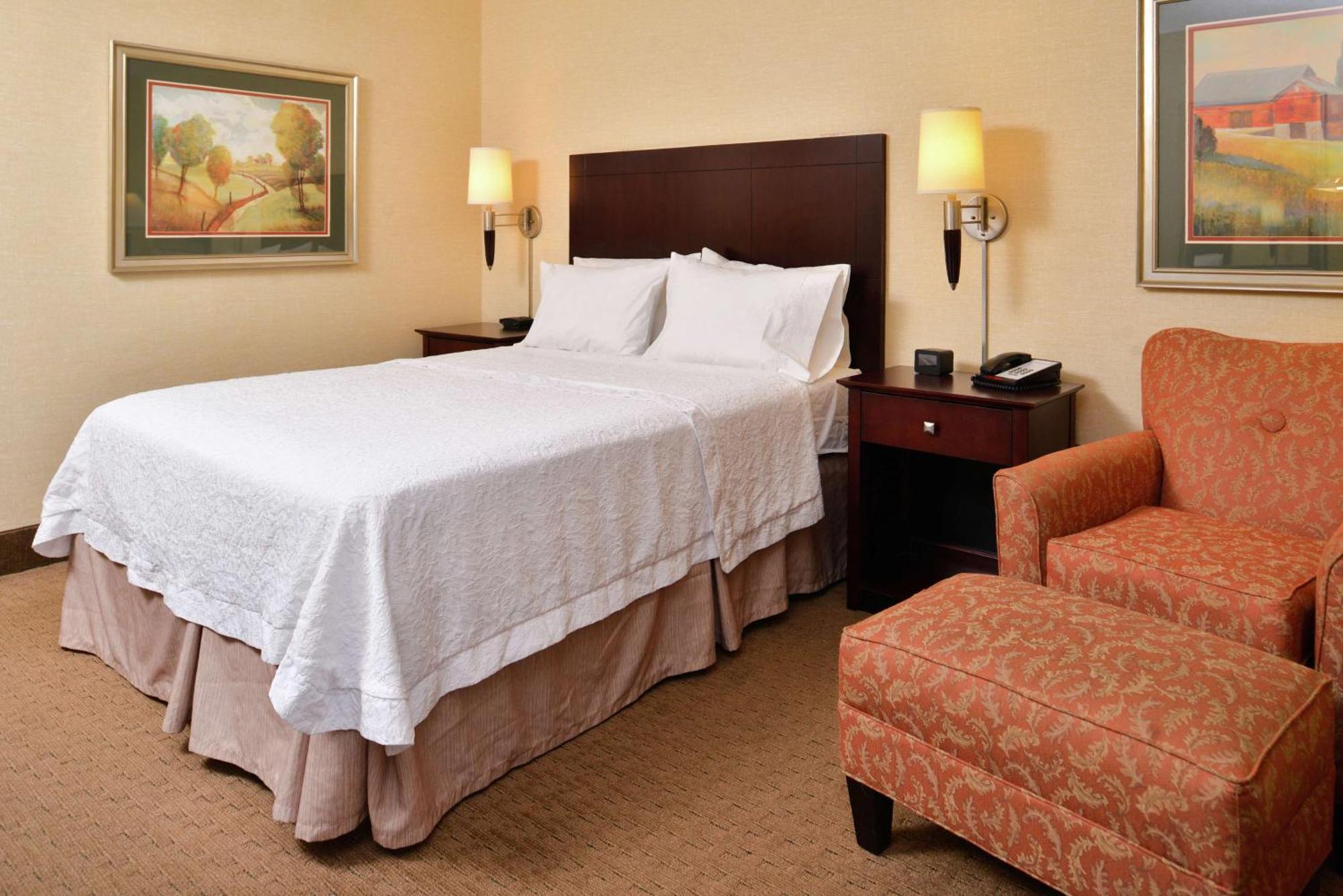 Hampton Inn Staunton Ngoại thất bức ảnh